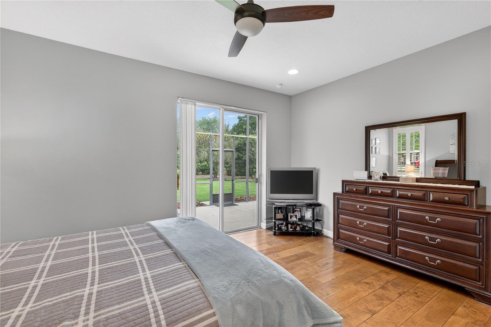 LAKES OF MOUNT DORA - Residential