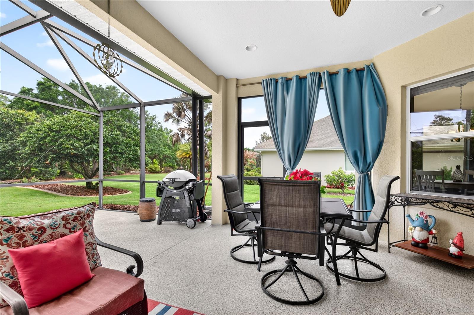 LAKES OF MOUNT DORA - Residential