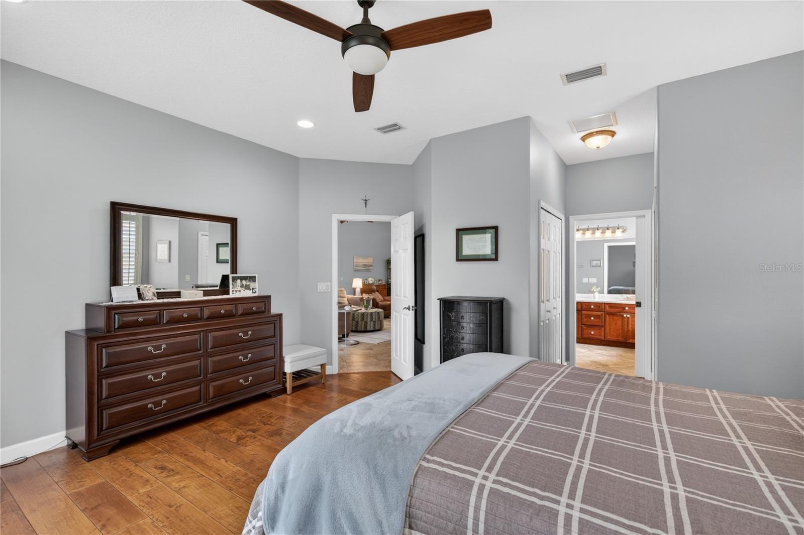 LAKES OF MOUNT DORA - Residential