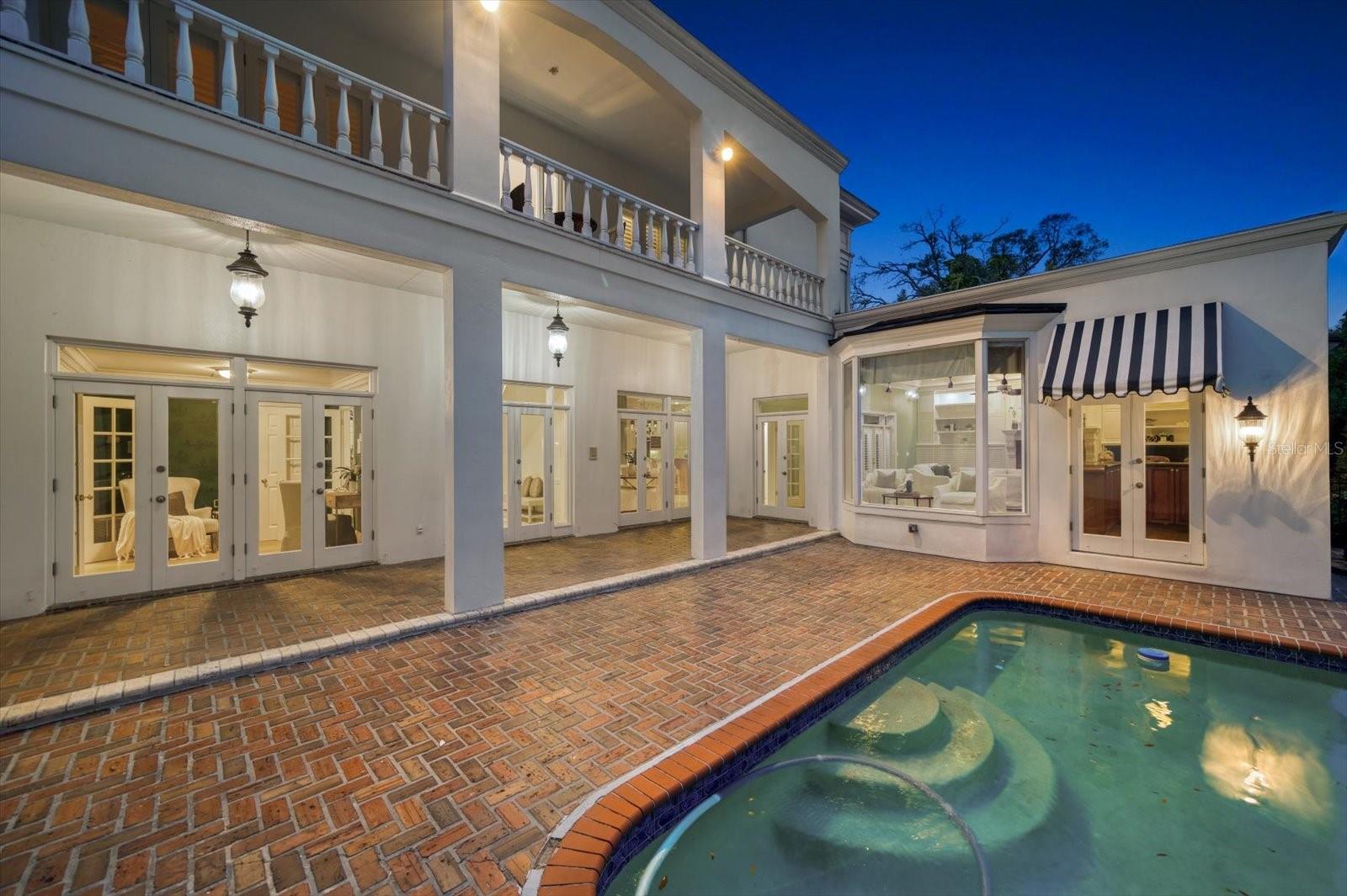 EASTLEIGH - Residential