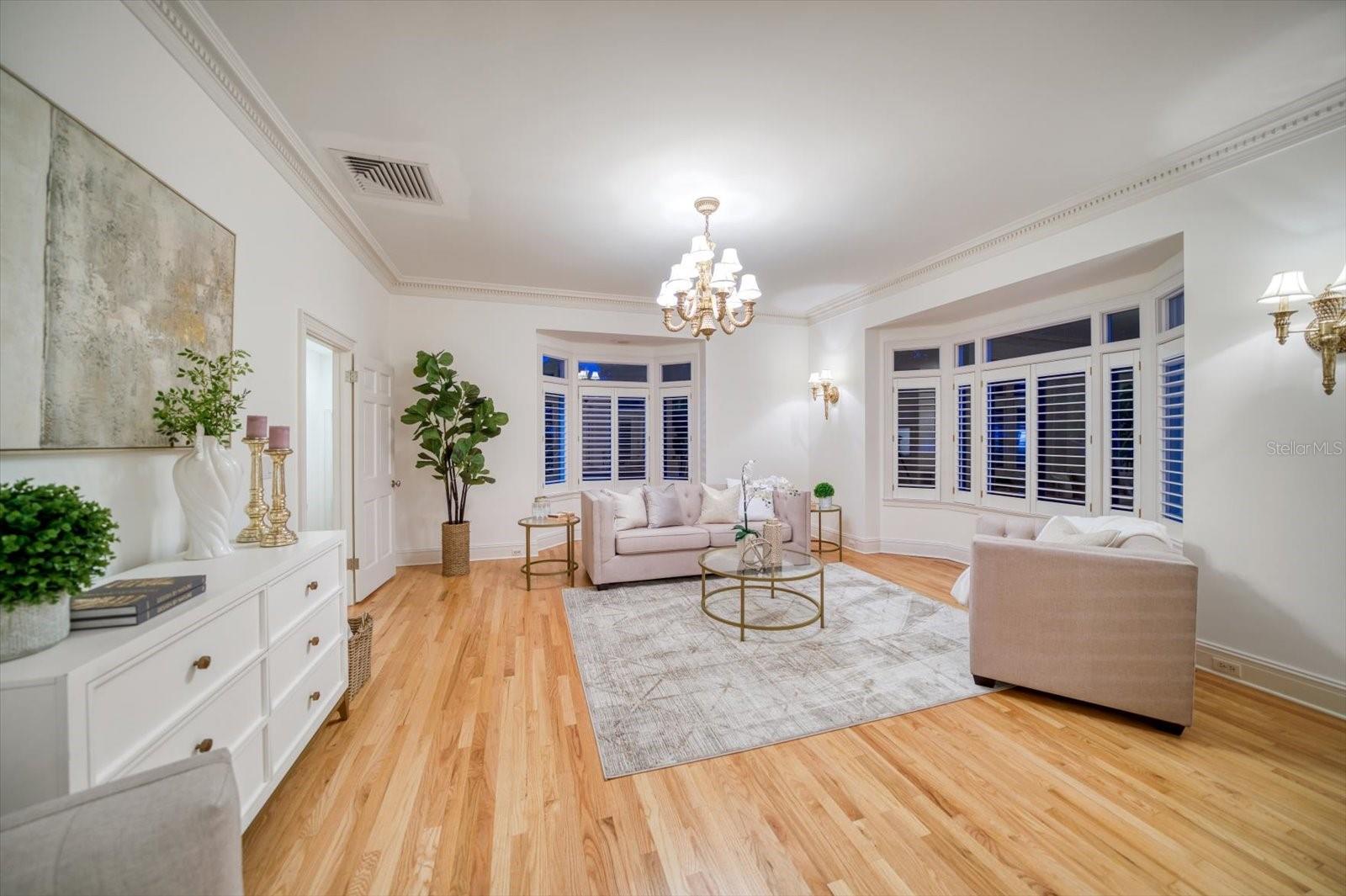 EASTLEIGH - Residential