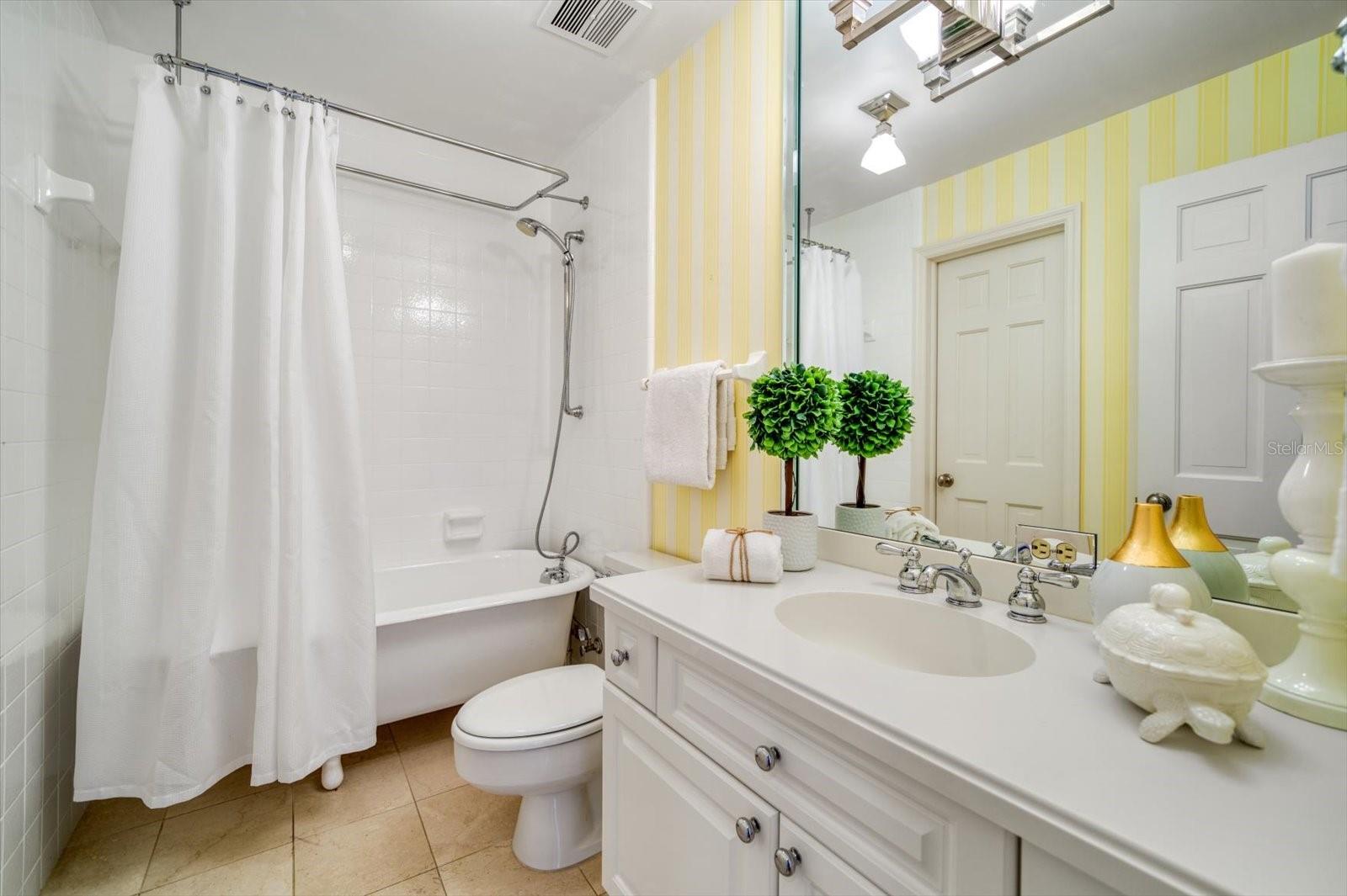 EASTLEIGH - Residential