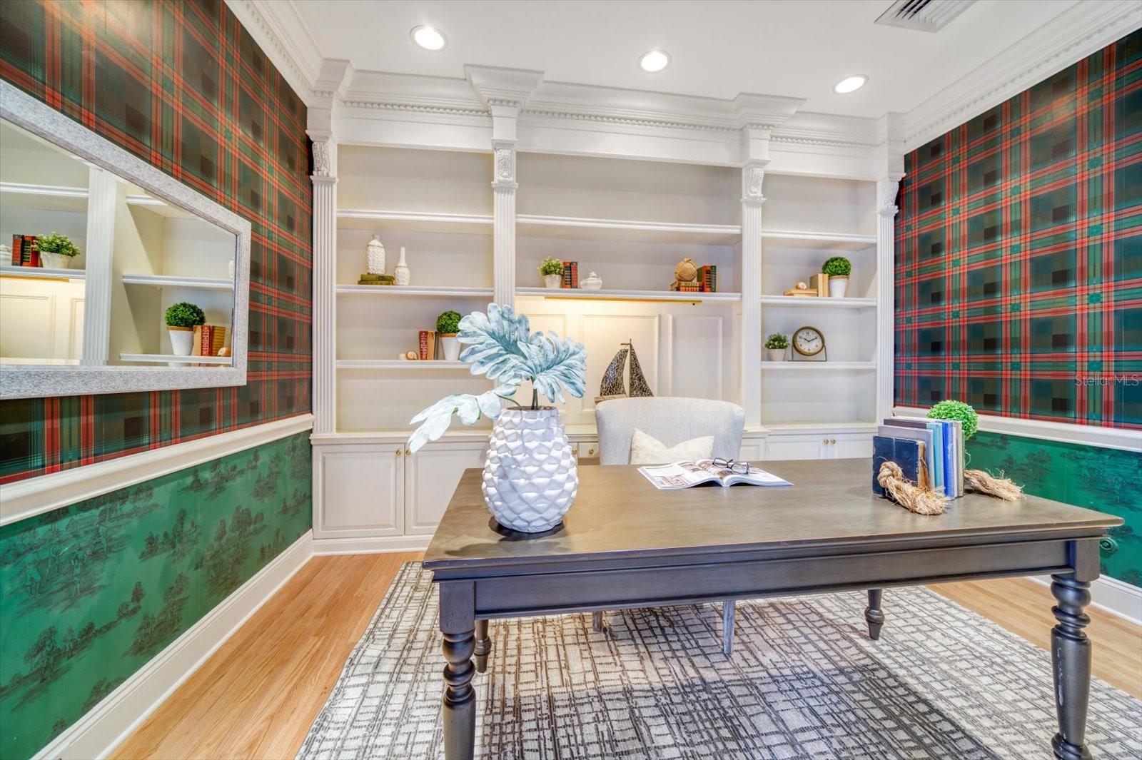 EASTLEIGH - Residential