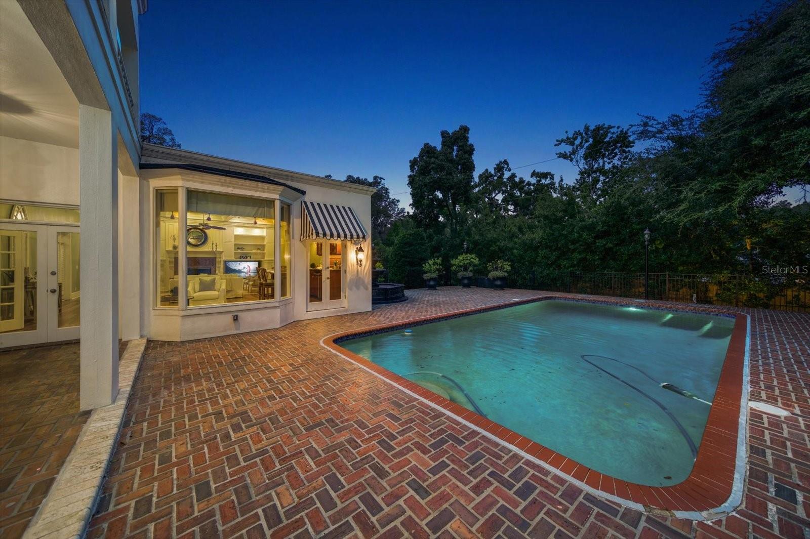 EASTLEIGH - Residential