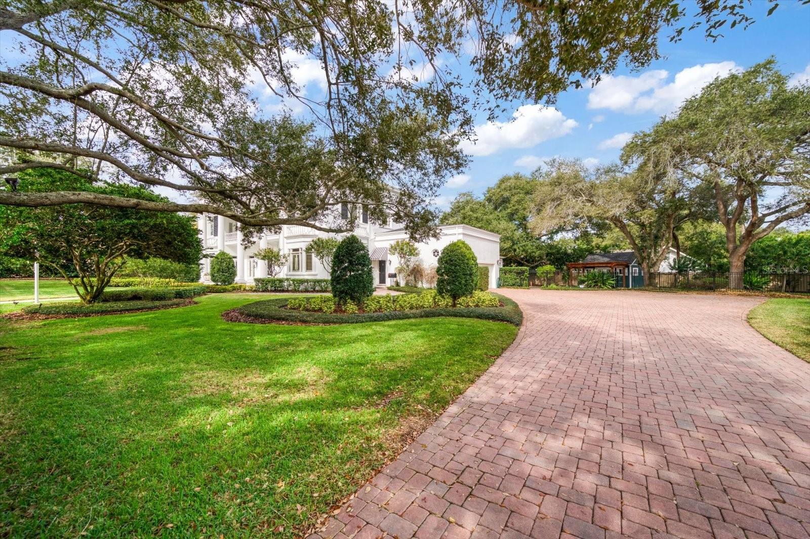 EASTLEIGH - Residential