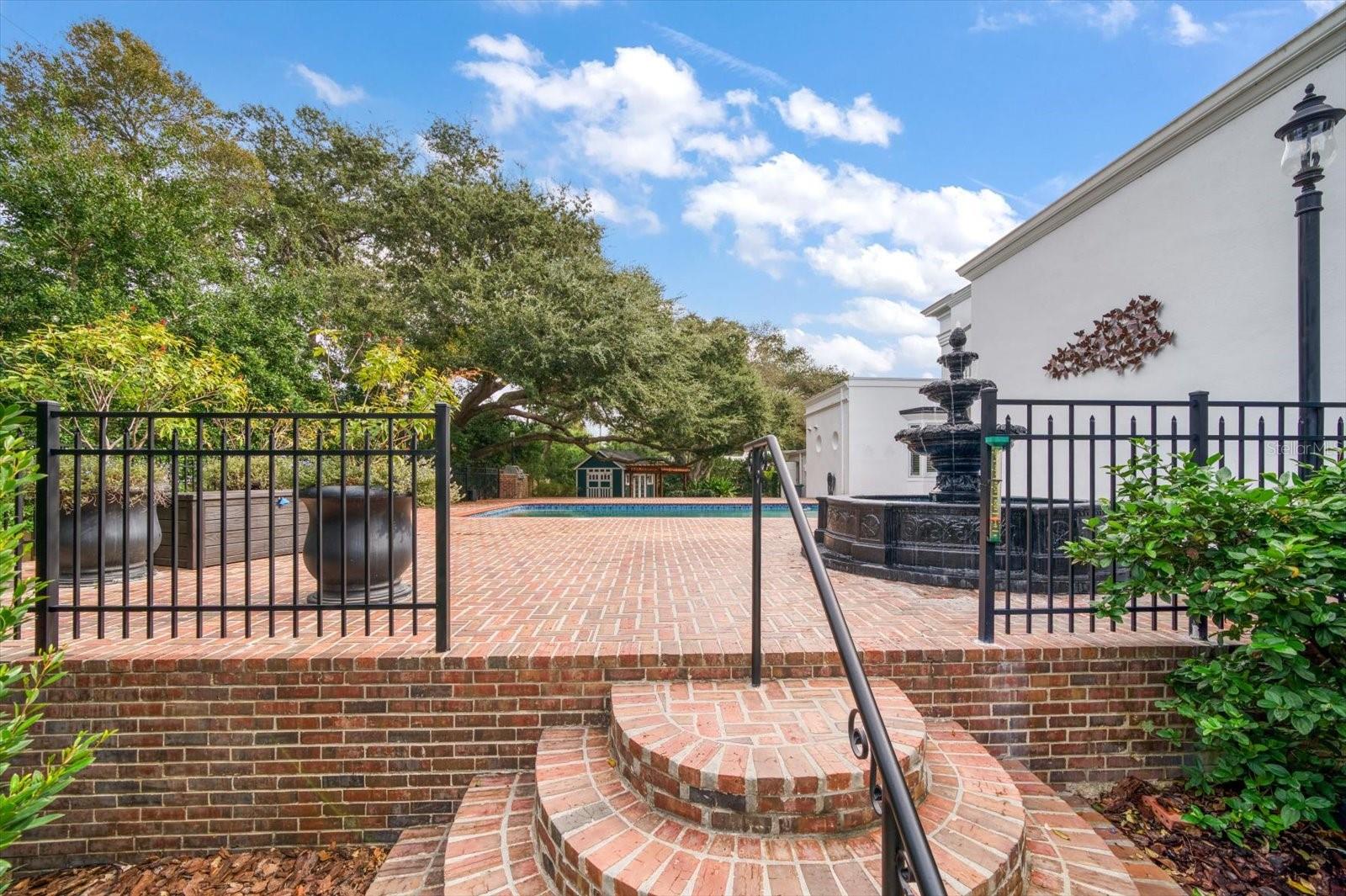 EASTLEIGH - Residential