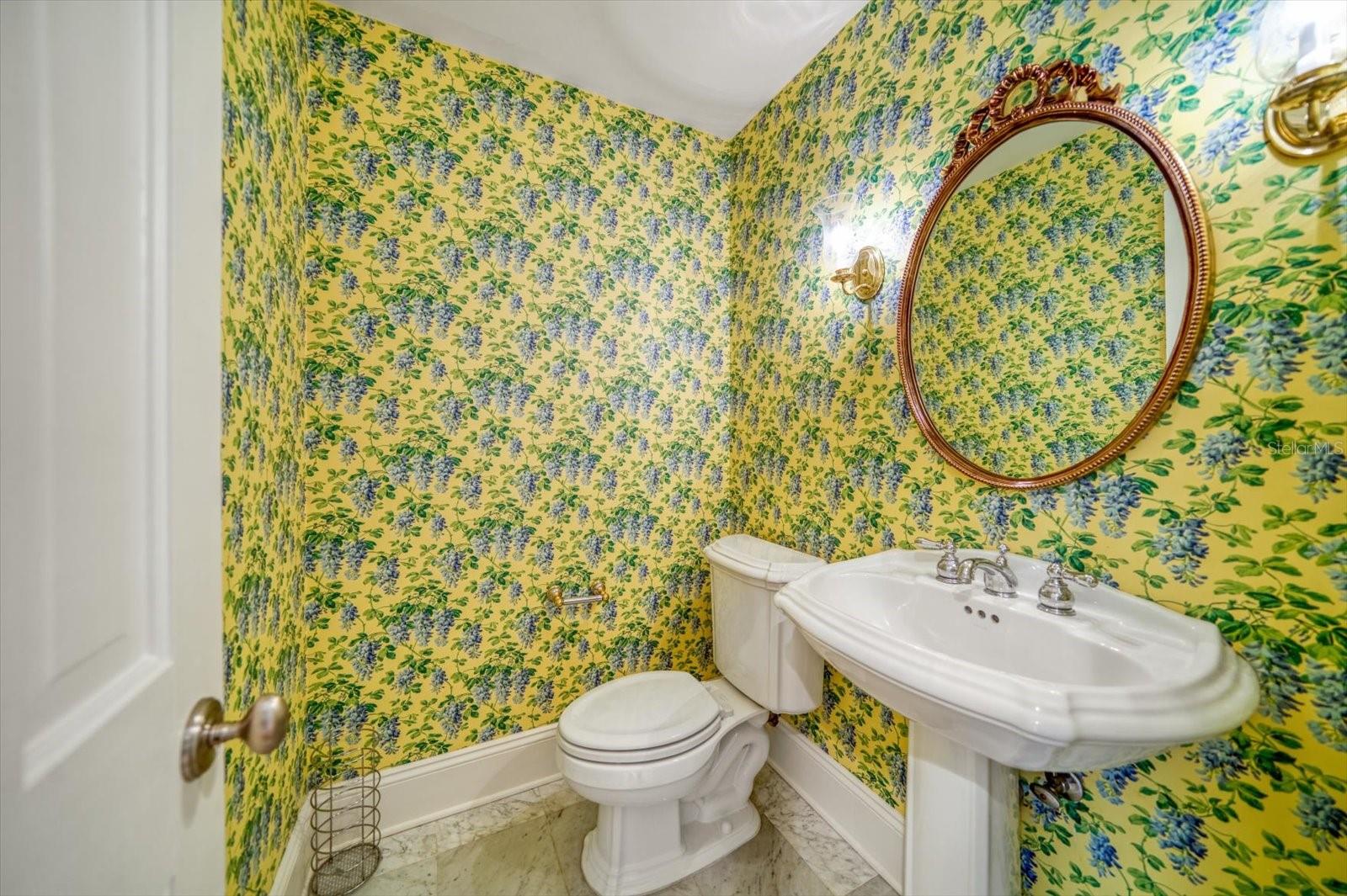 EASTLEIGH - Residential