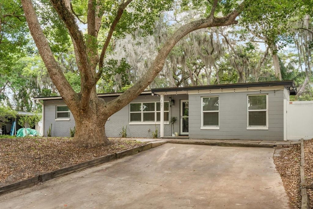 Photo of 107 E Lauren Court, Casselberry, FL 32730 (MLS # O6404628)
