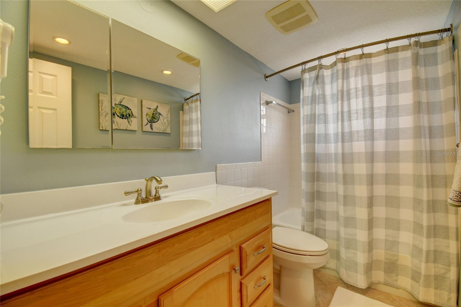 POINTE ON MIDNIGHT PASS - Residential