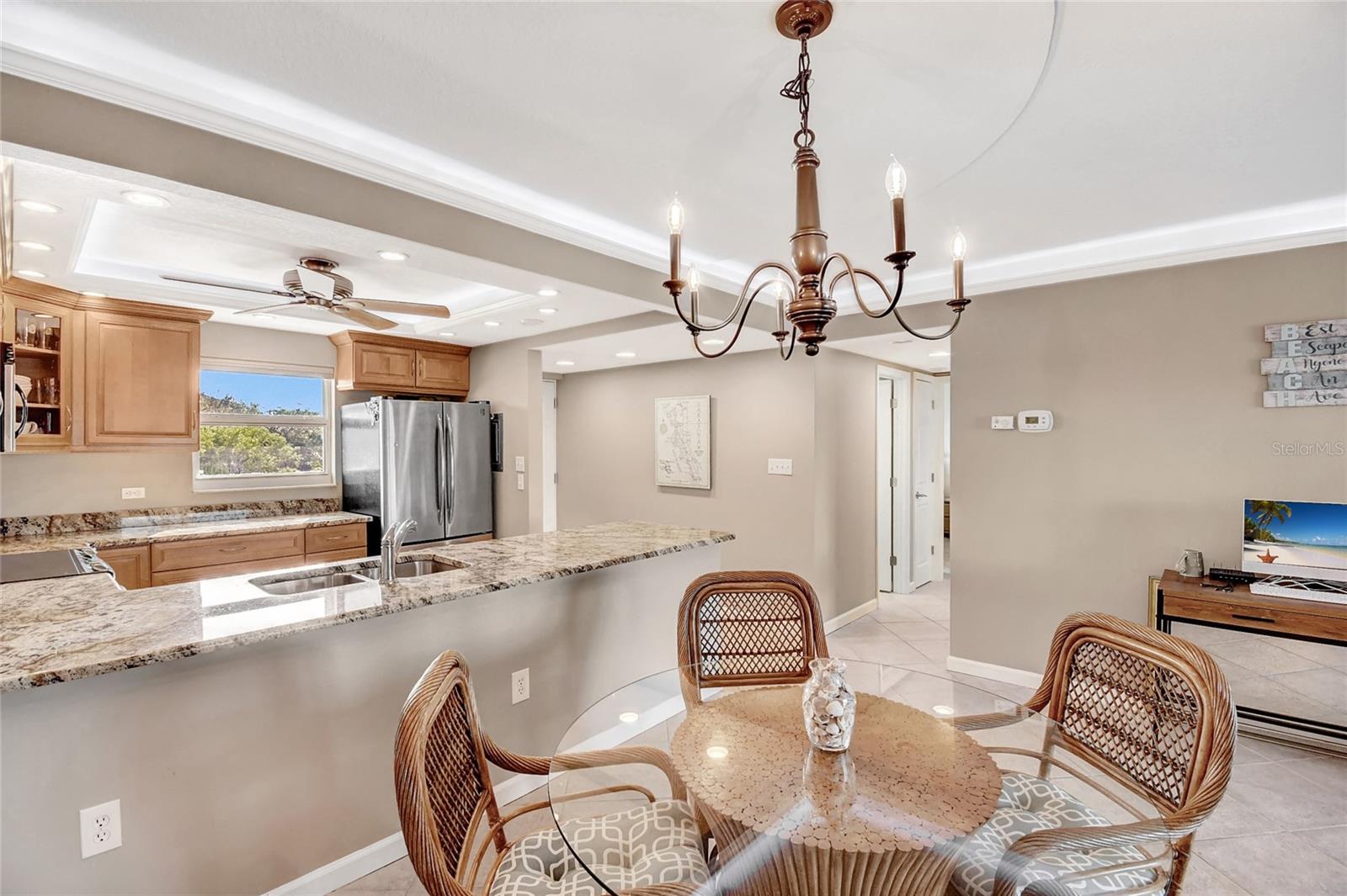 POINTE ON MIDNIGHT PASS - Residential