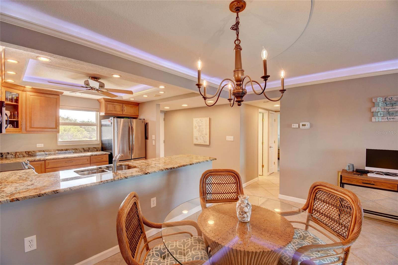 POINTE ON MIDNIGHT PASS - Residential