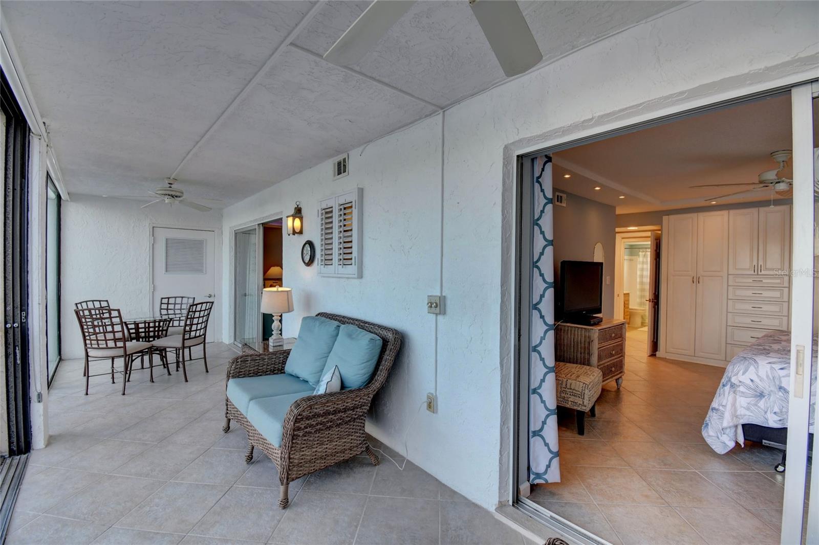 POINTE ON MIDNIGHT PASS - Residential