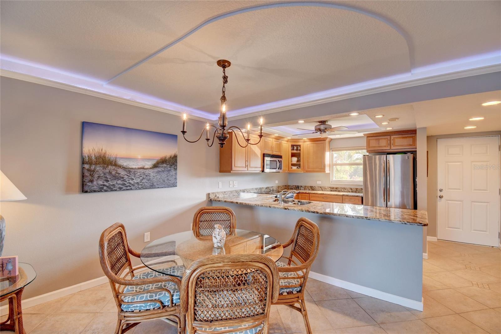 POINTE ON MIDNIGHT PASS - Residential