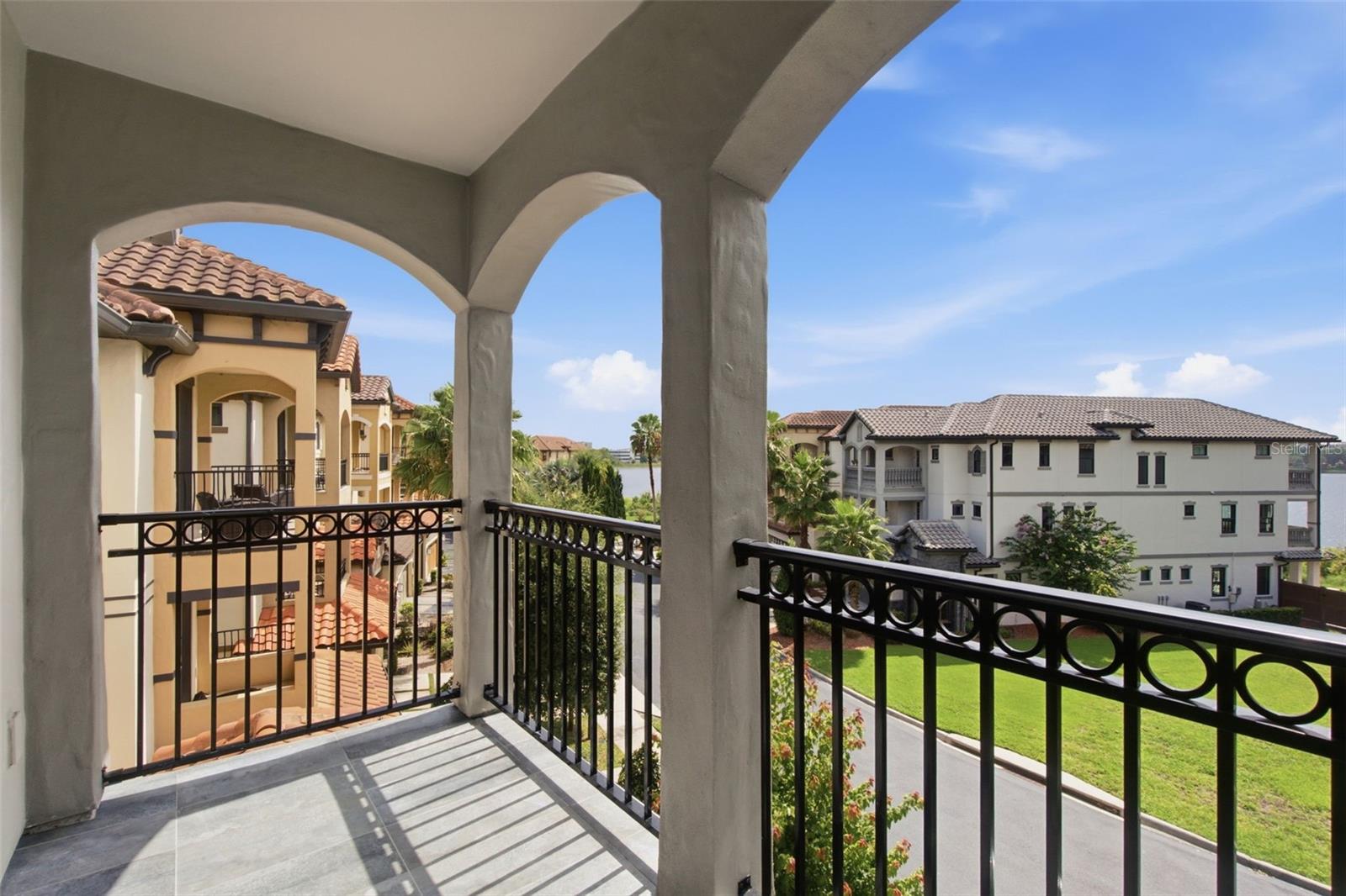 7689 TOSCANA BOULEVARD