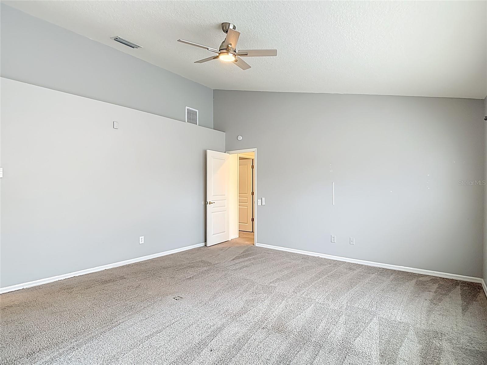 HAMPTON ON THE GREEN PH 2 - Residential