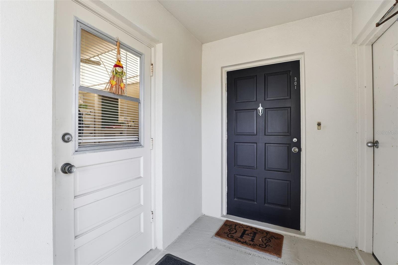 NO 1 PALM-AIRE DESOTO LAKES CC APT CONDO - Residential