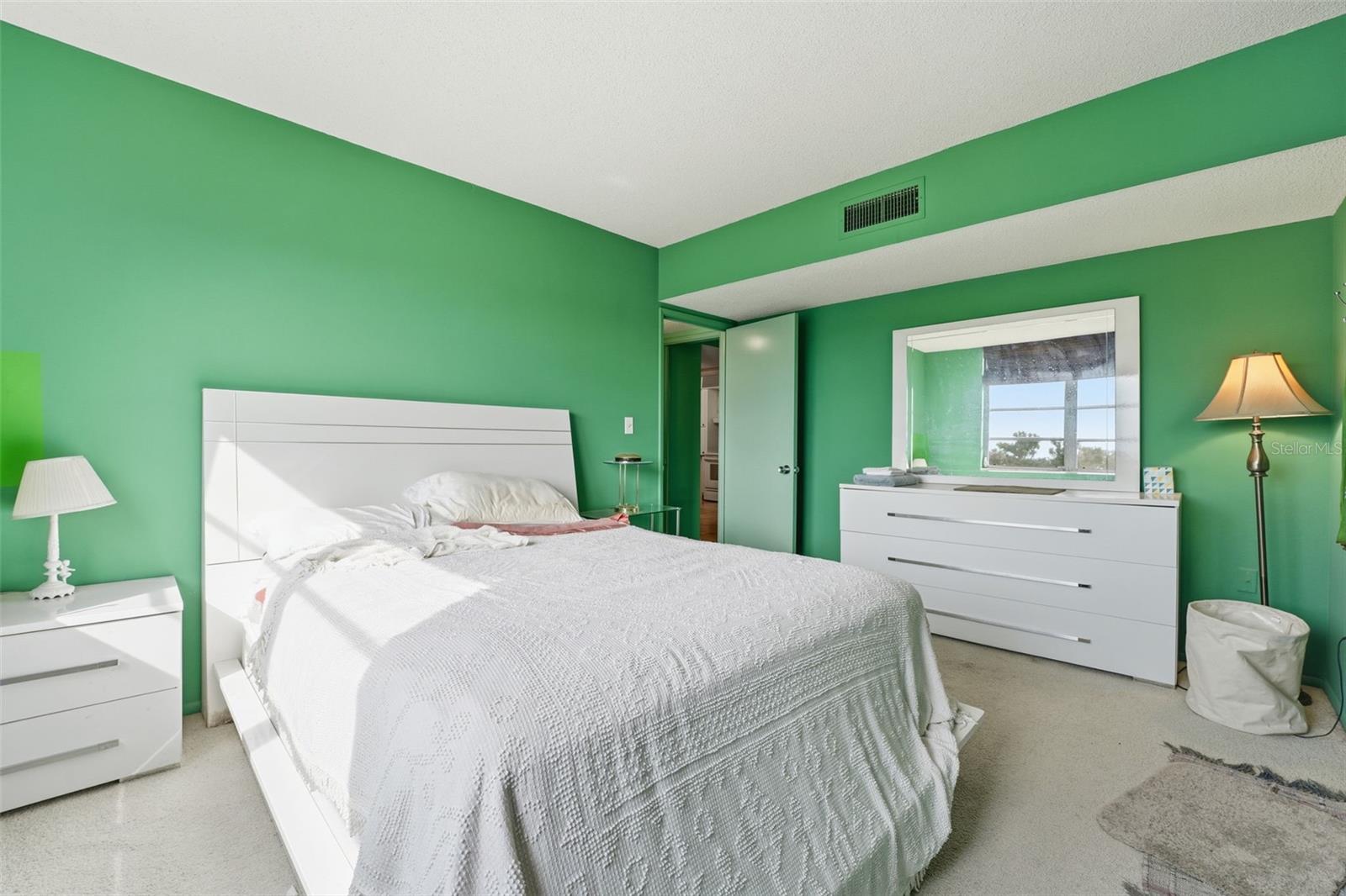 NO 1 PALM-AIRE DESOTO LAKES CC APT CONDO - Residential