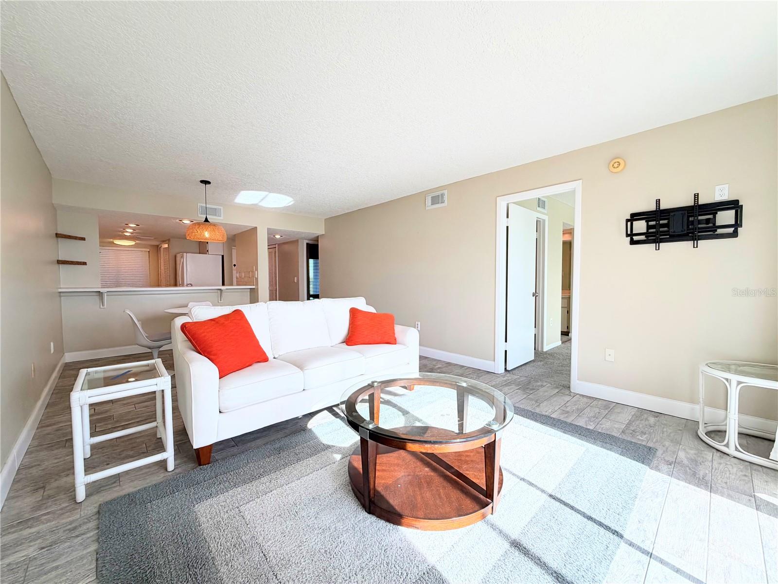 SAND PEBBLE POINTE CONDO 03 - Residential