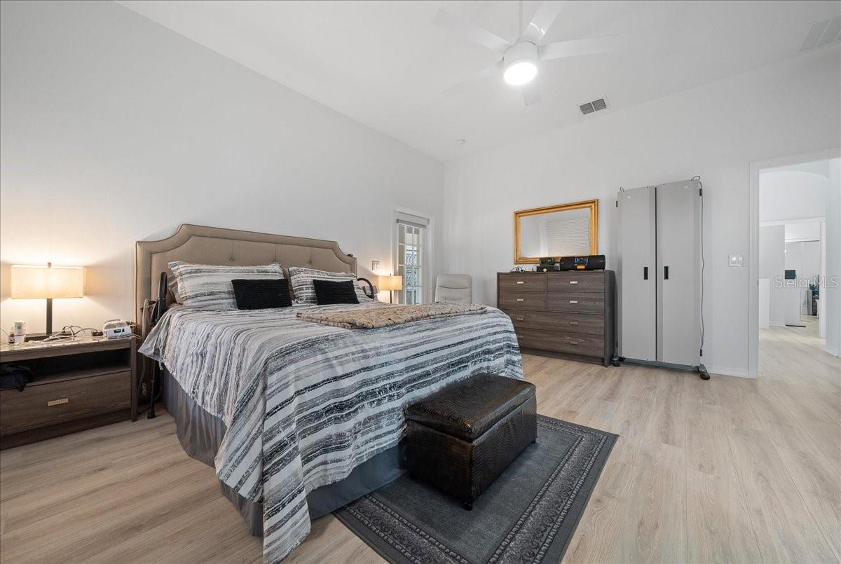 PLANTATION AT LEESBURG GLENDALE VILLAGE - Residential