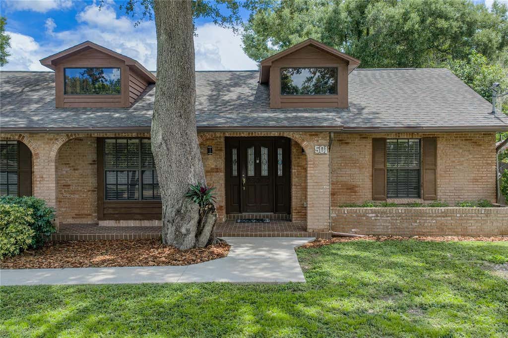 Photo of 501 Bryan Road, Brandon, FL 33511 (MLS # TB8535622)