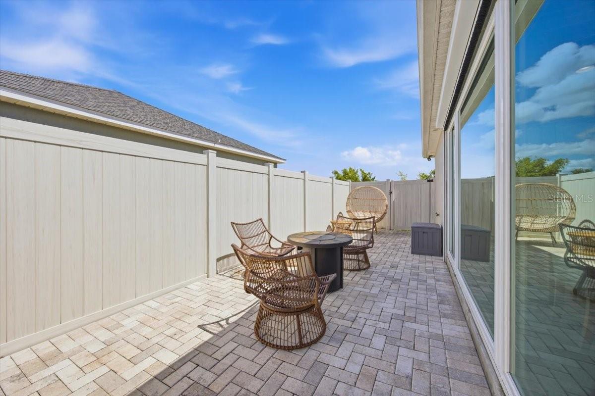 VILLAGES/SOUTHERN OAKS UN #116 - Residential