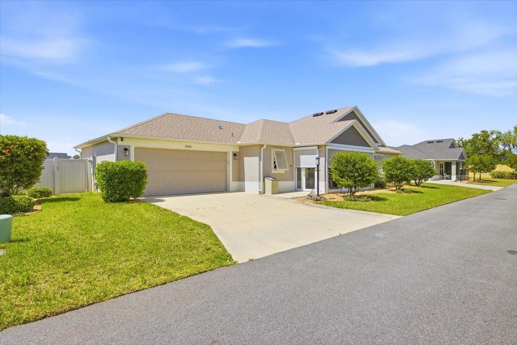 Photo of 2940 Gulley Lane, The Villages, FL 32163 (MLS # G5110369)