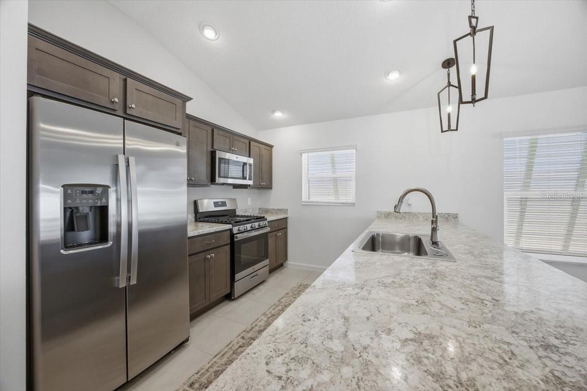 VILLAGES/SOUTHERN OAKS UN #116 - Residential