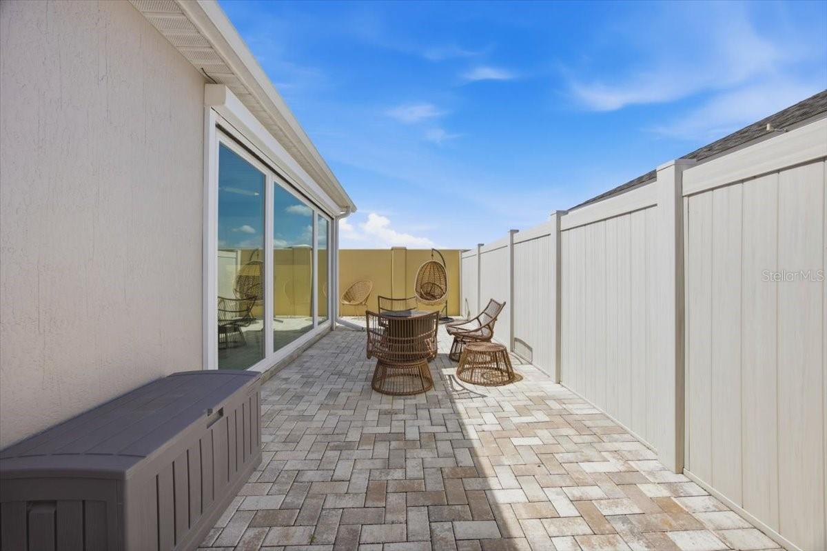 VILLAGES/SOUTHERN OAKS UN #116 - Residential