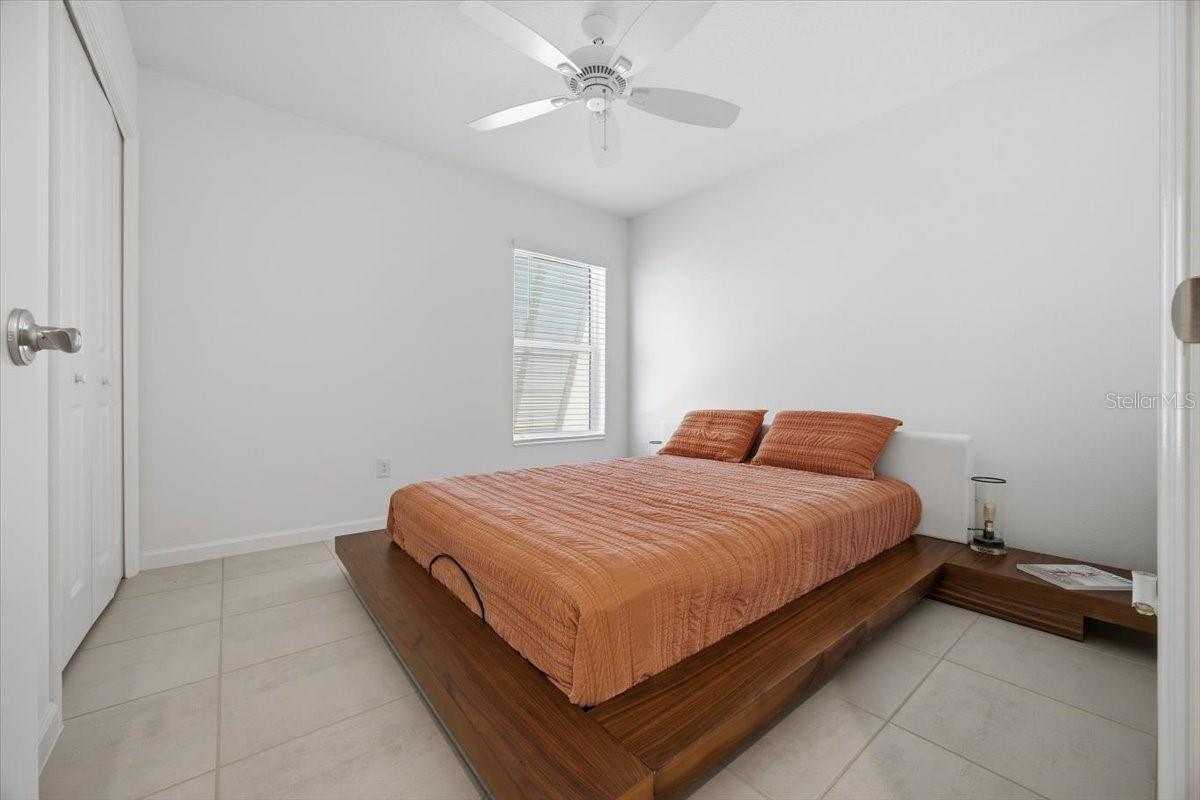 VILLAGES/SOUTHERN OAKS UN #116 - Residential