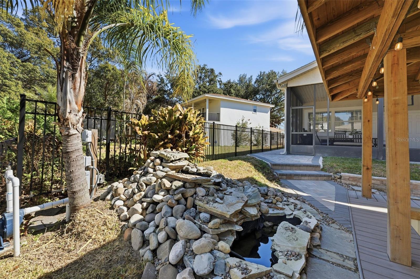 VENETIAN GARDENS - Residential