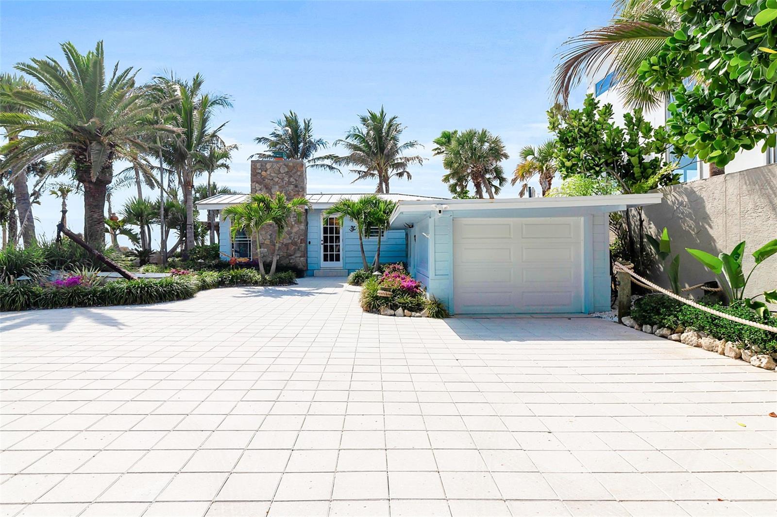 CASEY KEY - Residential