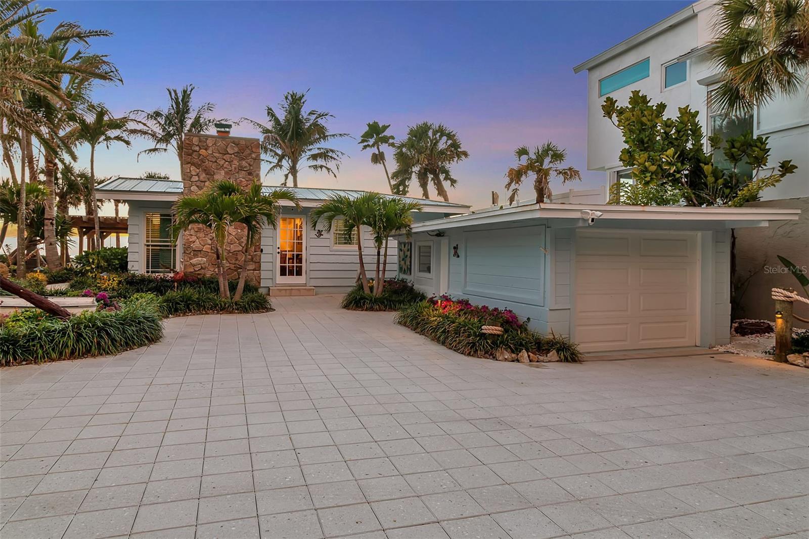 CASEY KEY - Residential