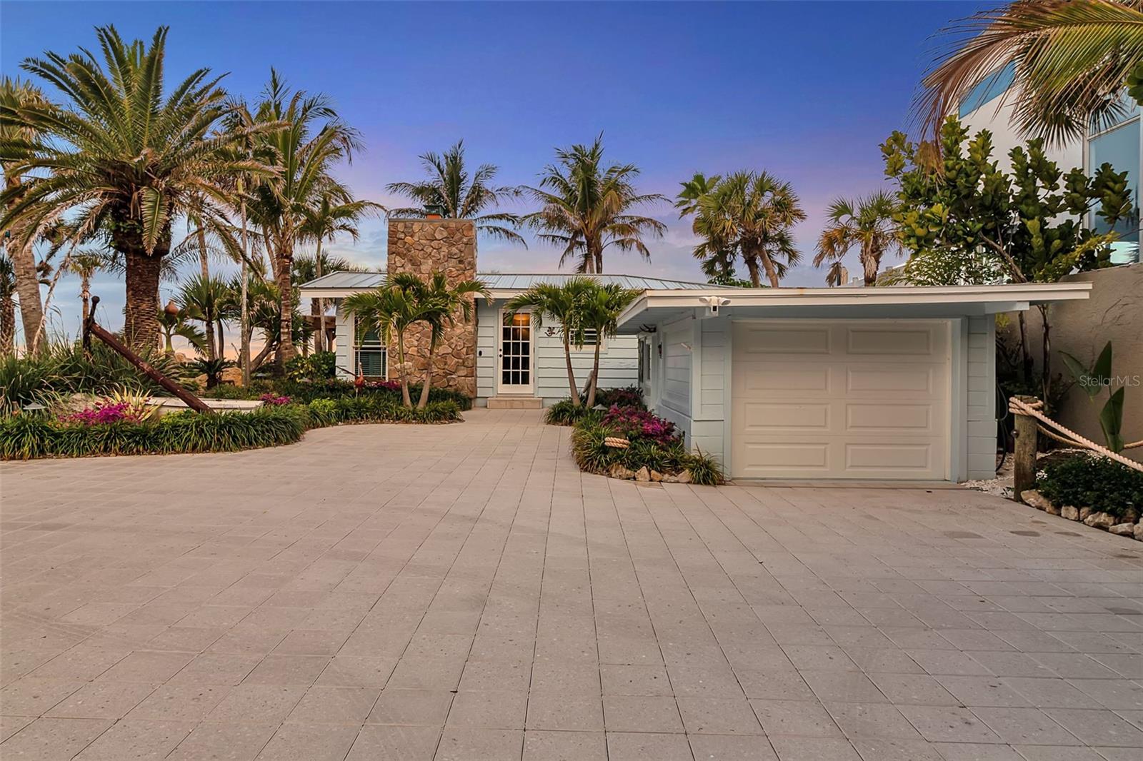 CASEY KEY - Residential