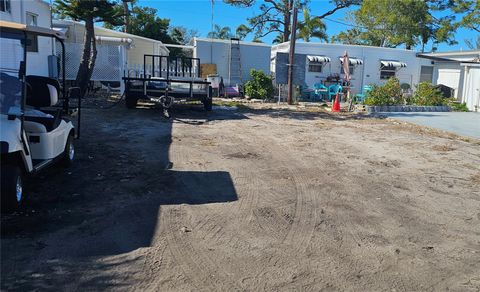 Photo of 69 W 4th Street W #69-4, Bradenton, FL 34210 (MLS # A4681761)