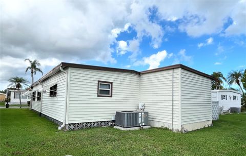 Mobile Home in SARASOTA FL 3311 OVERCUP OAK TERRACE 39.jpg