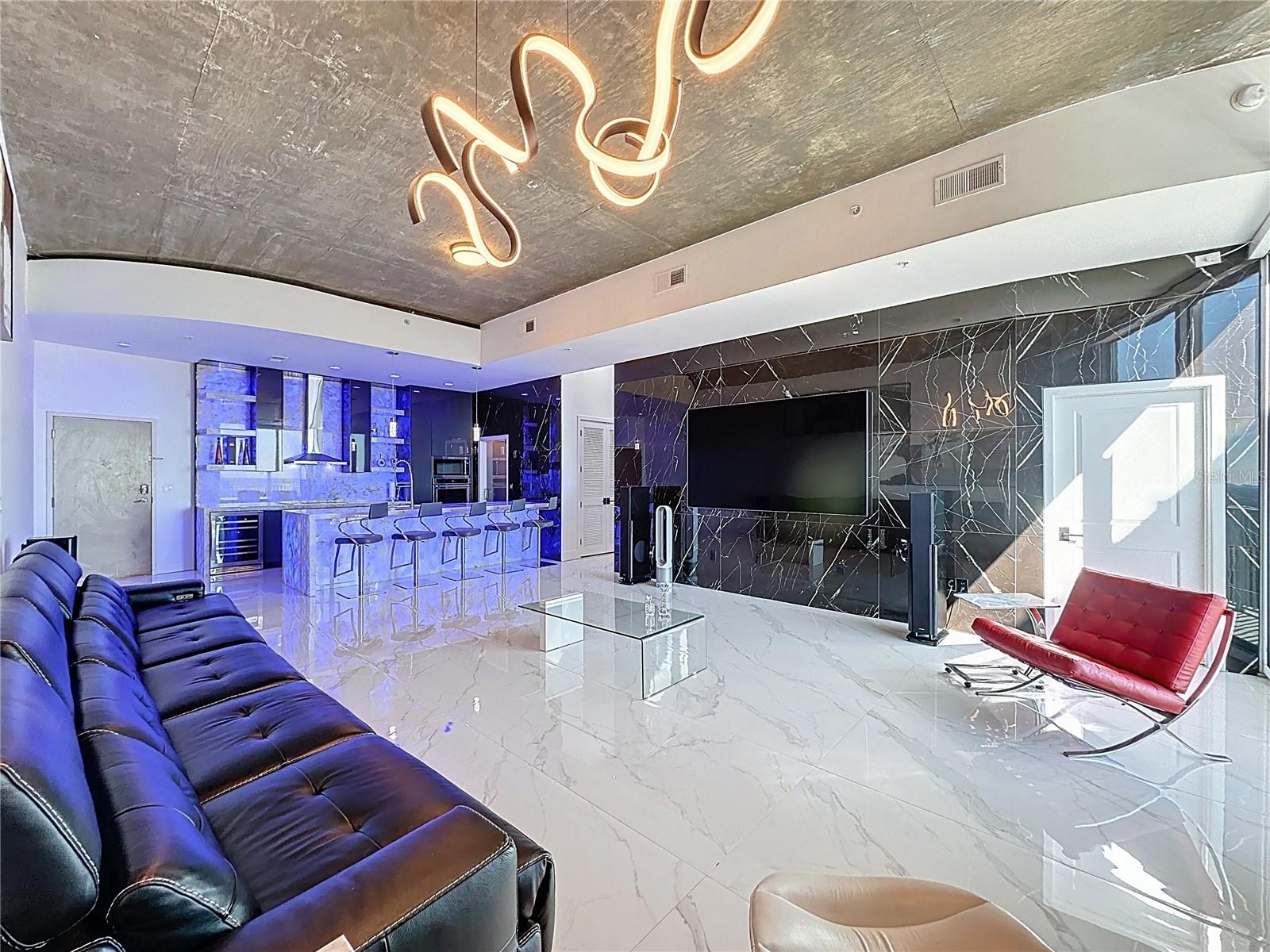SOLAIRE/PLZA CONDO - Residential