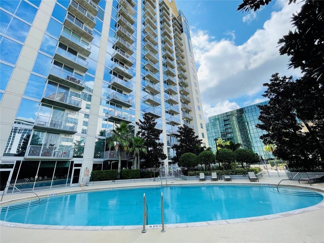 SOLAIRE/PLZA CONDO - Residential
