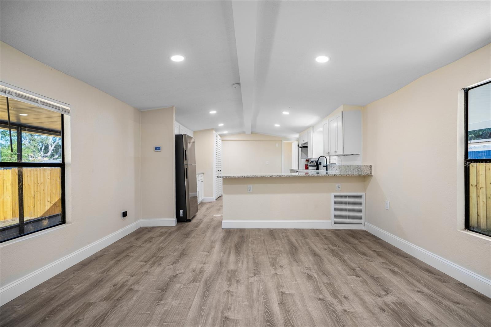 BAYNARD LEE JR 2 - Residential