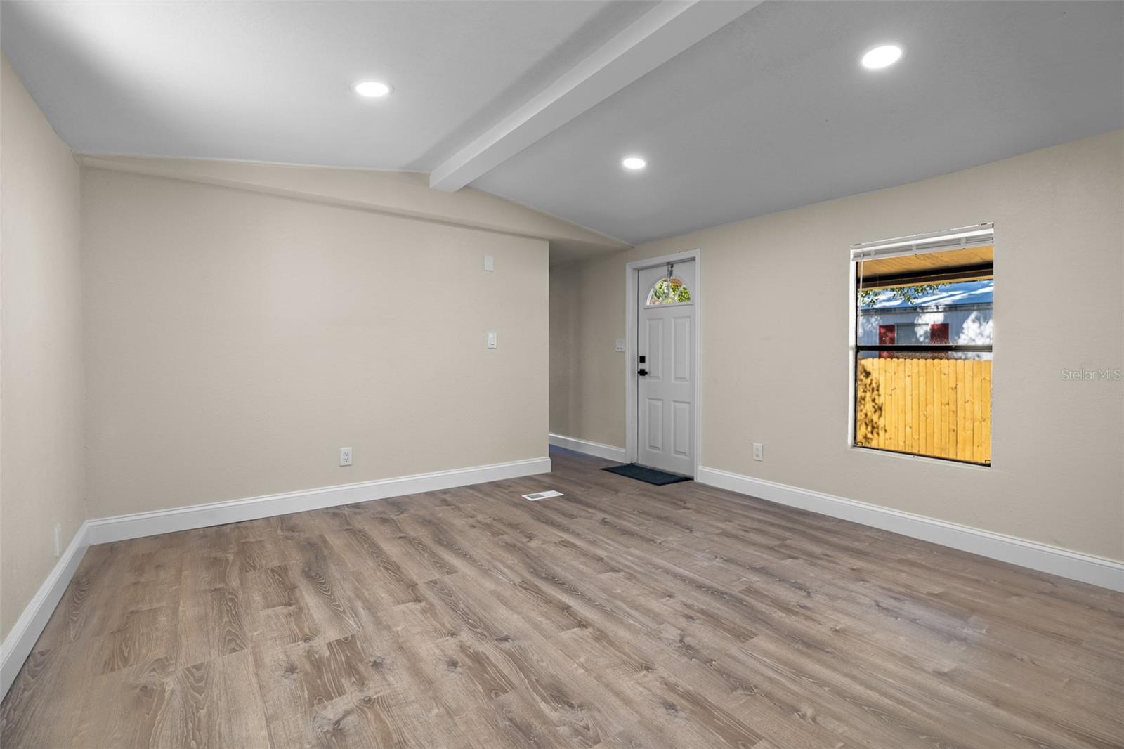 BAYNARD LEE JR 2 - Residential