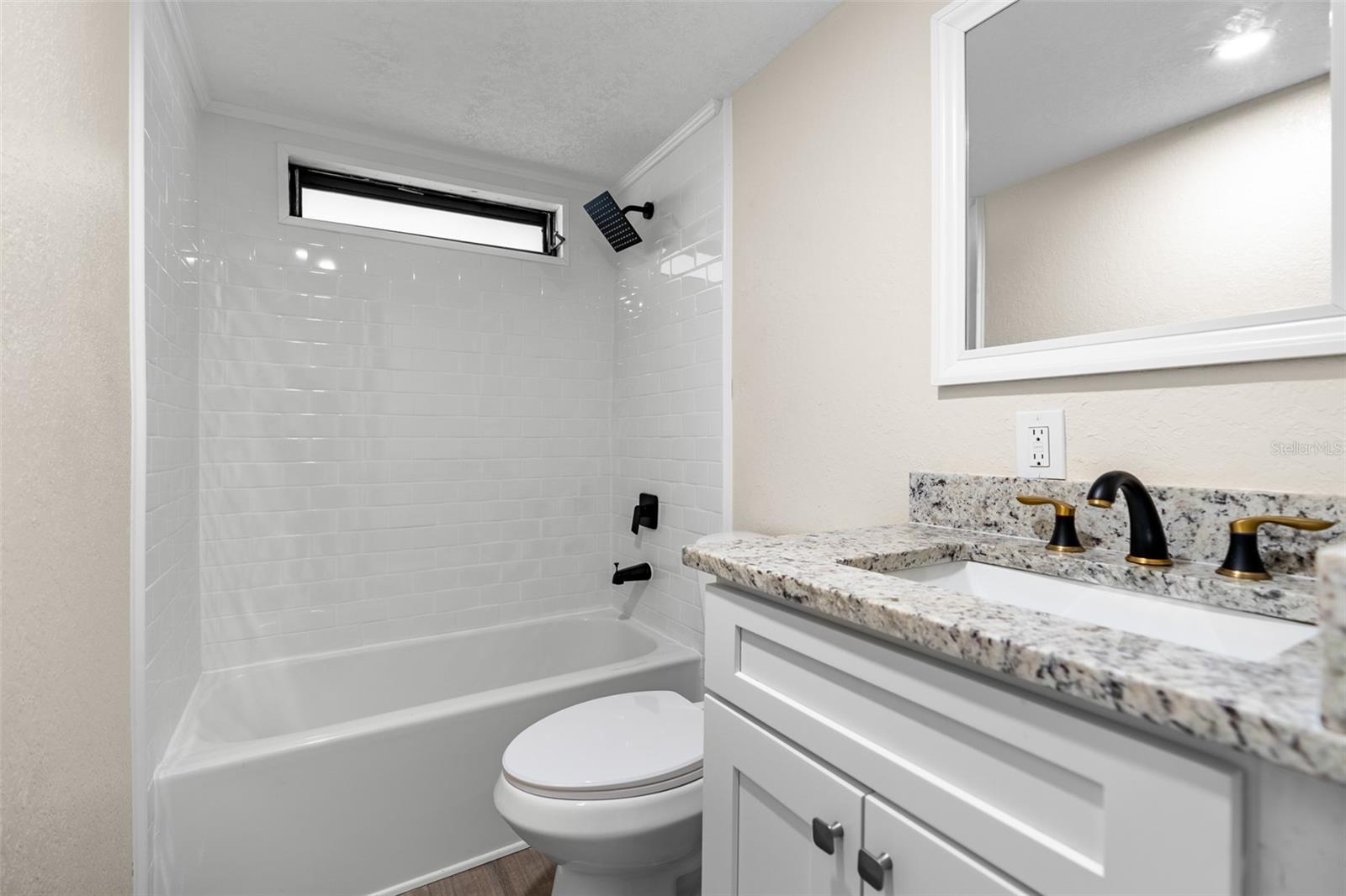 BAYNARD LEE JR 2 - Residential