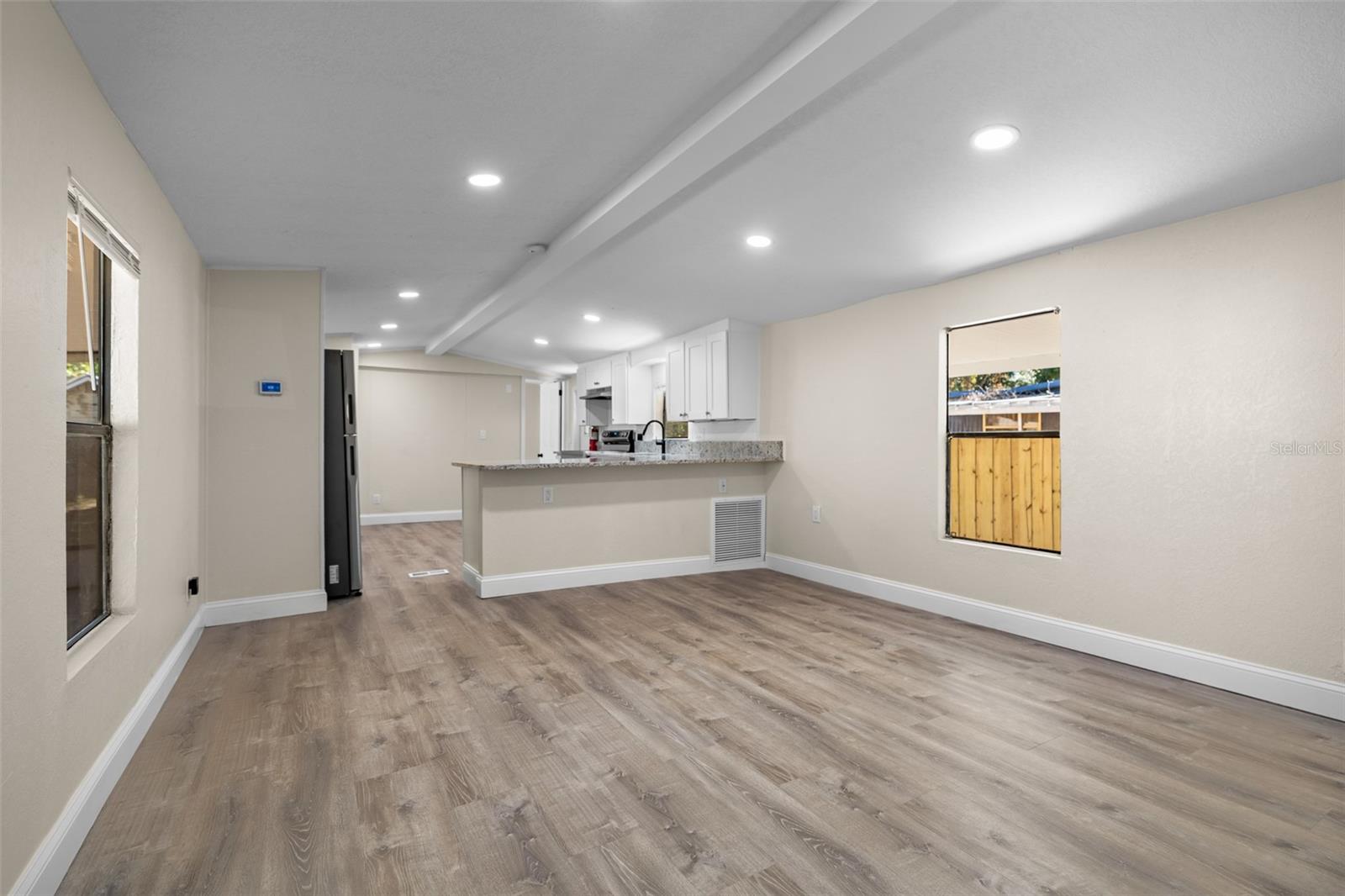 BAYNARD LEE JR 2 - Residential