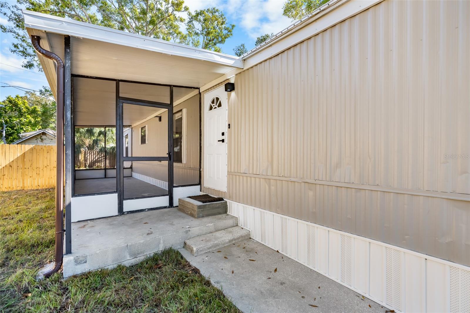 BAYNARD LEE JR 2 - Residential