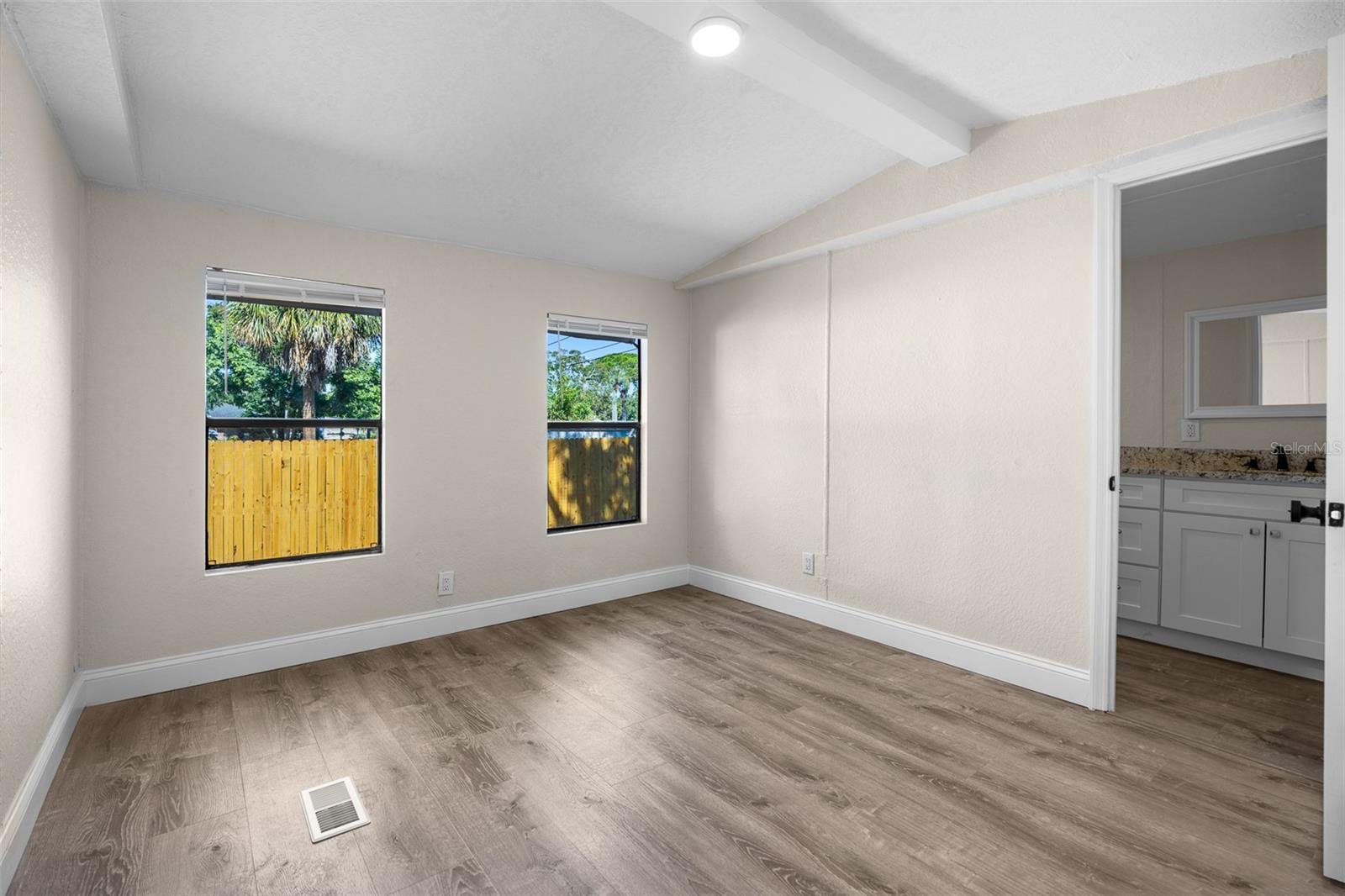 BAYNARD LEE JR 2 - Residential