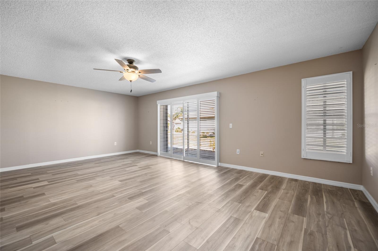 FOXWOOD - Residential