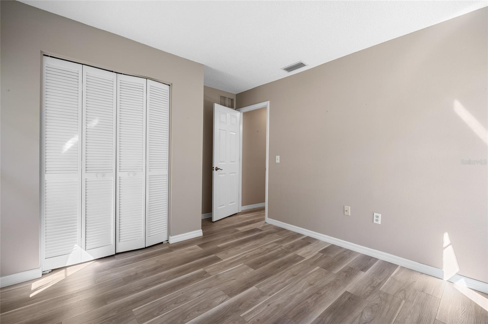 FOXWOOD - Residential