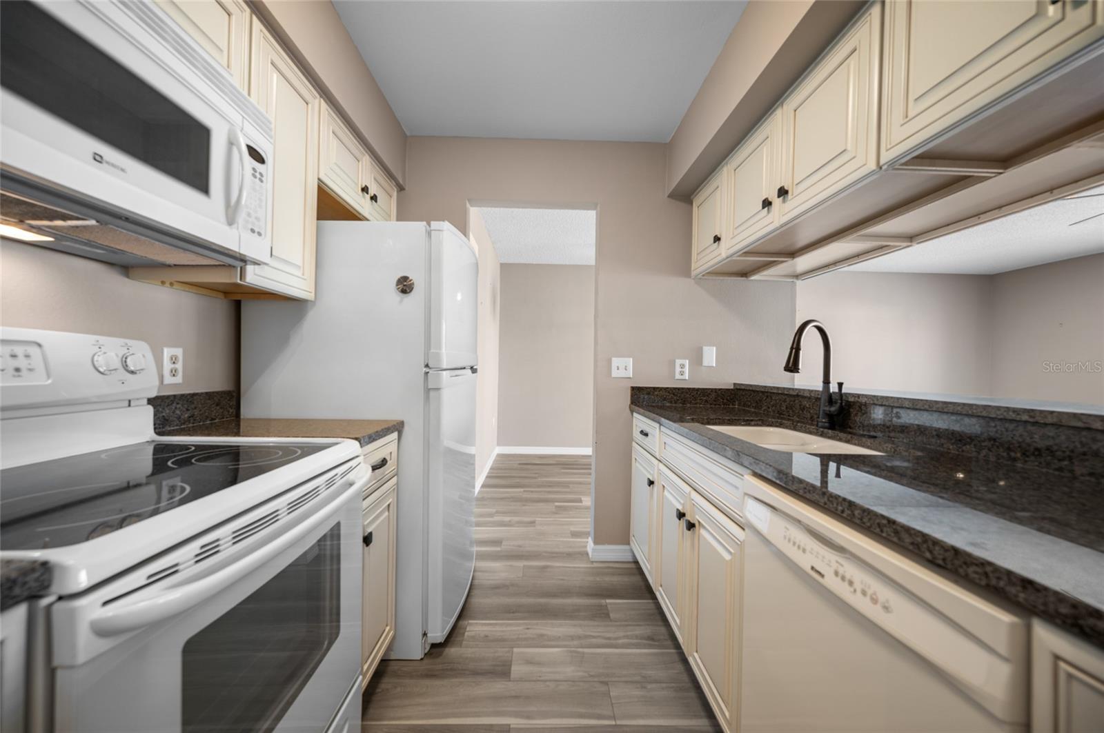 FOXWOOD - Residential