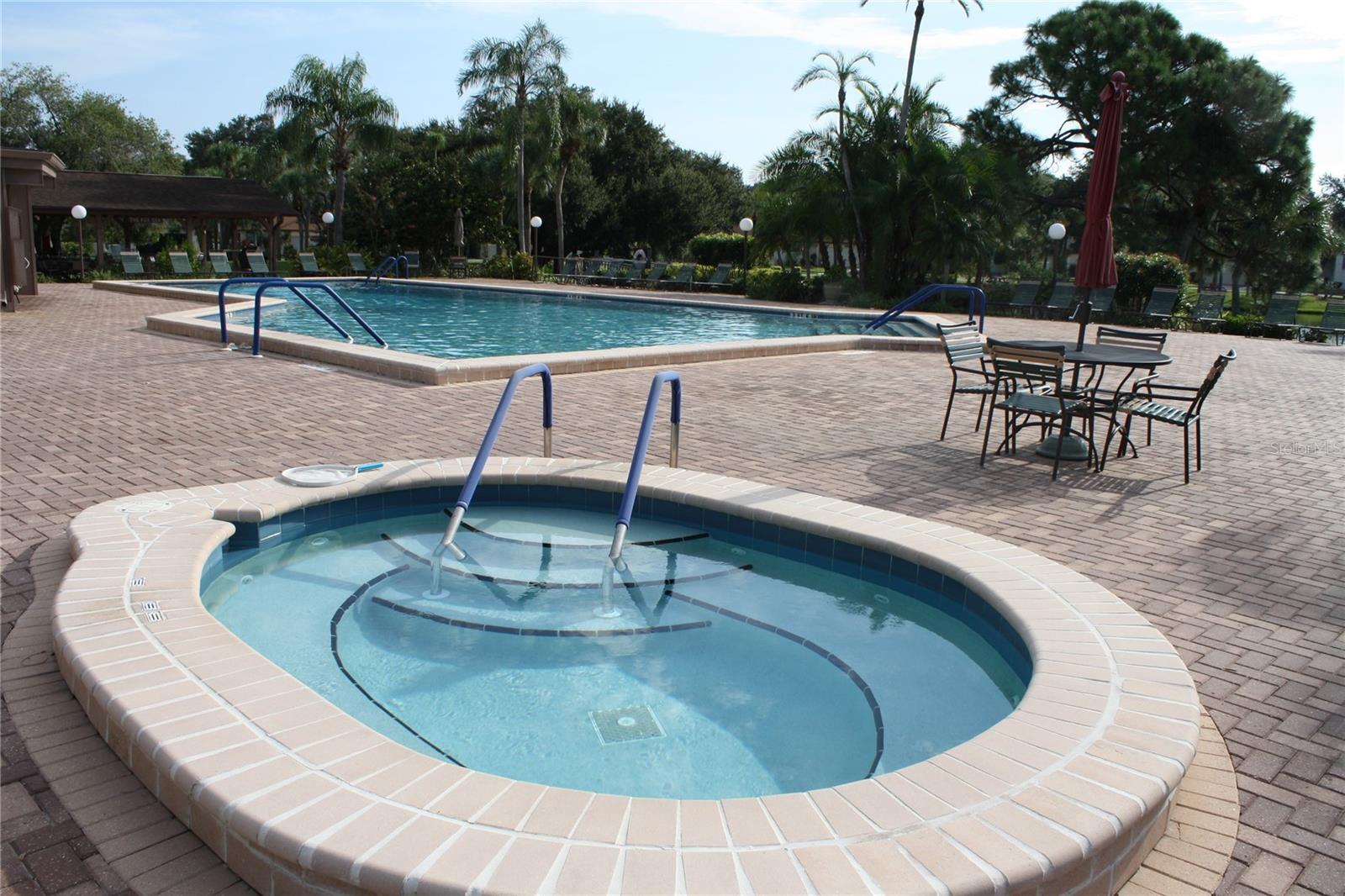 FOXWOOD - Residential