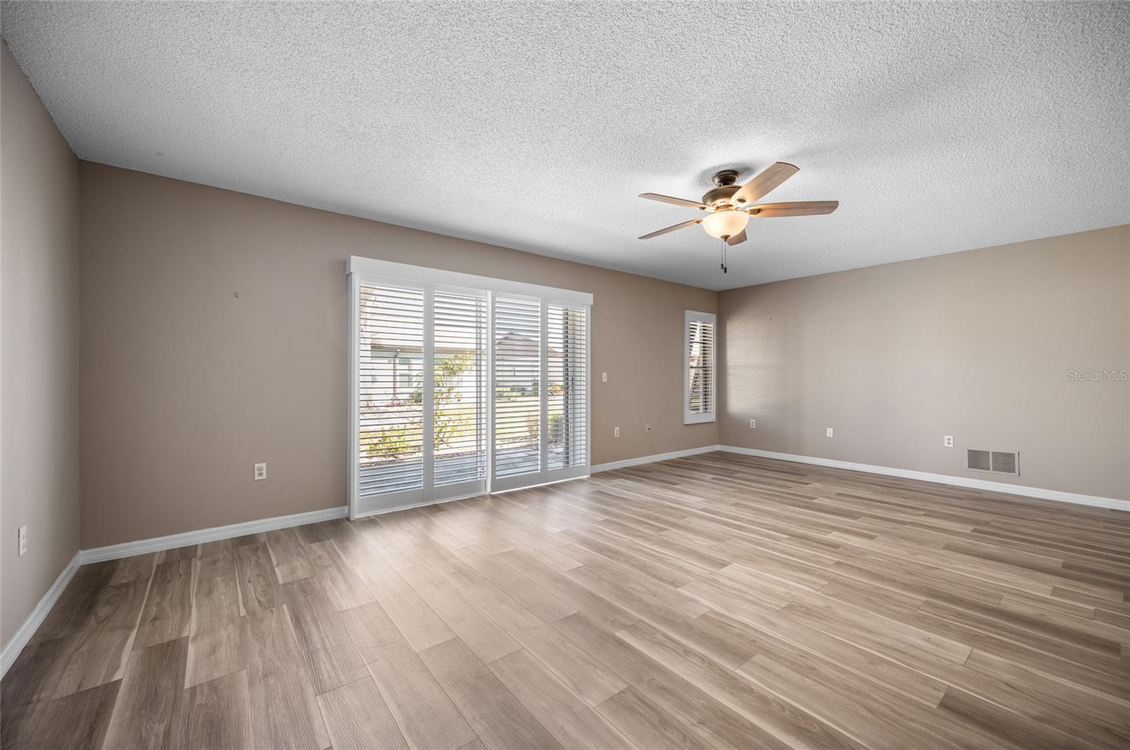 FOXWOOD - Residential