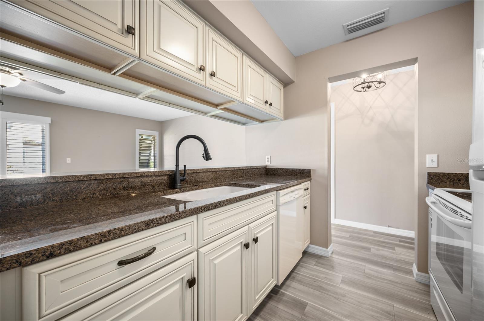 FOXWOOD - Residential