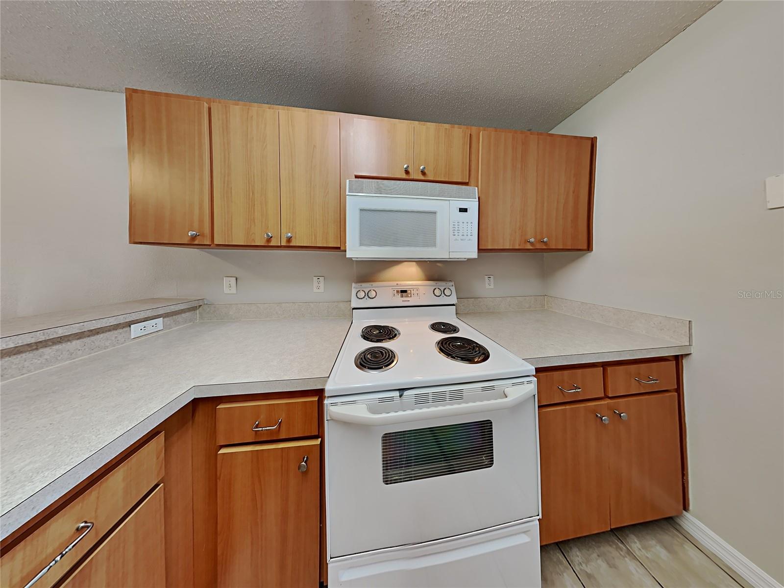 LAKE MARION GOLF RESORT - Residential Lease